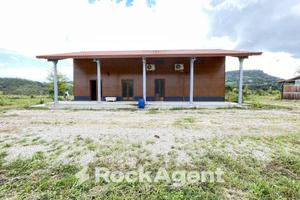 CENTRO IPPICO CON POTENZIALE RICETTIVO E SPORTIVO