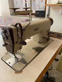 Macchina da cucire pfaf