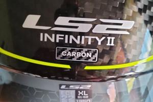 Casco moto in carbonio