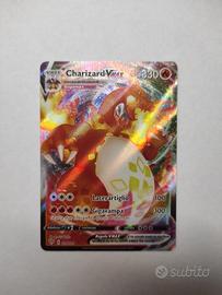 Charizard Vmax carta pokemon