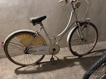 Bicicletta donna vintage da ripristinare