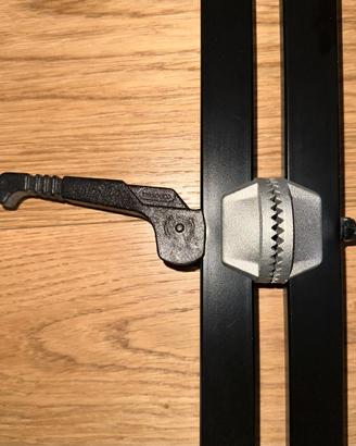 BESPECO SUPPORTO TASTIERA FLIGHT CASE ASTA A X