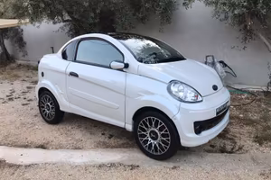 Microcar due coupe.