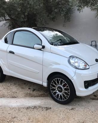 Microcar due coupe.