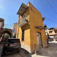 S. Antimo piccolo indipendente di 2 monolocali