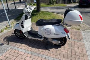 Vespa GTS 300 Super