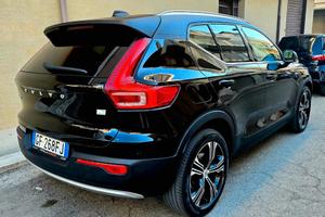 VOLVO XC40 T5 Recharge Plug-in Hybrid INSCRIPTION 