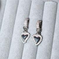 Orecchini a cerchio con cuore