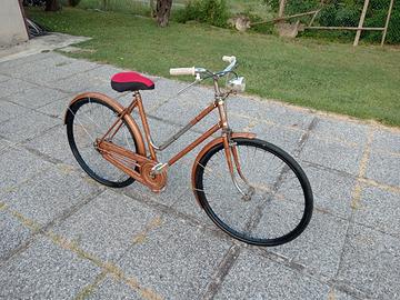 bicicletta donna classica vintage pronta all'uso 