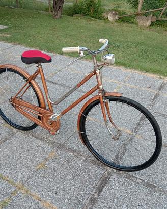 bicicletta donna classica vintage pronta all'uso 
