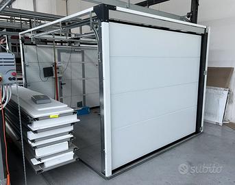 Portone sezionale doppio con porta 2400 x H 2100