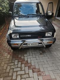 Daihatzu Feroza Rocky 1.600 benzina.