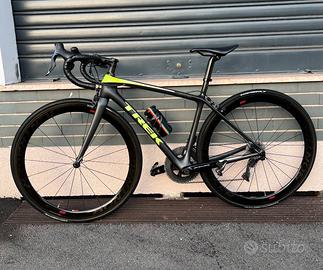 Bicicletta da corsa in carbonio