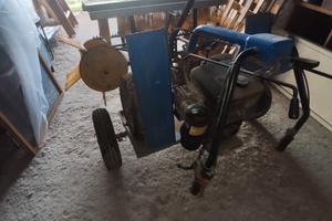 Cernitrice e scopatrice olive