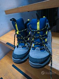 Scarponcini Trekking Quechua Waterproof – 35