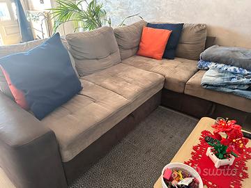 divano letto in ottime  condizioni