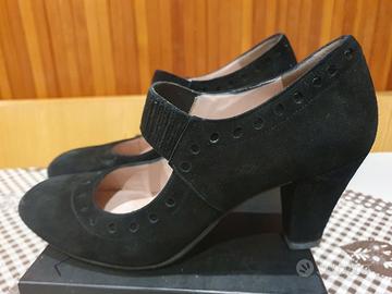 Scarpe donna scamosciate n.39