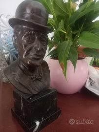 statua toto