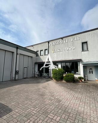 SHOWROOM - OFFICINA - MAGAZZINO E ABITAZIONE IN