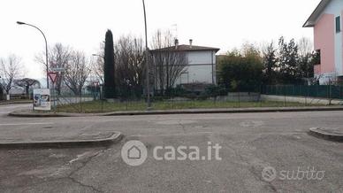 Terreno prima periferia un po' in campagna