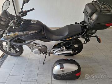 Moto Yamaha tdm 850