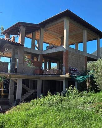 Villa di 150 m² con 5 locali a Piglio