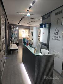 cabina estetica e postazioni nail's