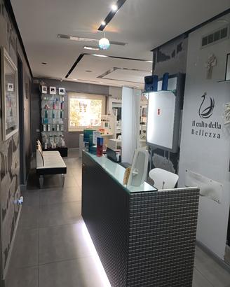 cabina estetica e postazioni nail's