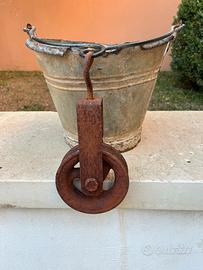 Secchio con carrucola