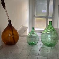 Boccioni damigiane vetro varie miaure due colori