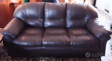 divano tre posti in vera pelle 