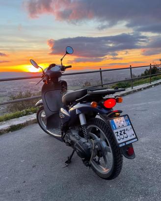 Aprilia Scarabeo 100 2T