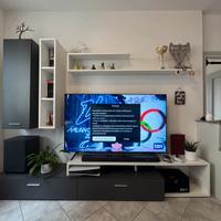 Mobile TV componibile come nuovo