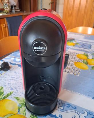 macchina caffè lavazza a modo mio