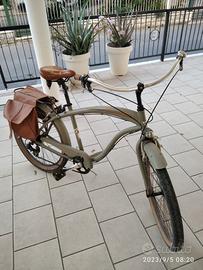 bicicletta cruiser sun on the beach 
