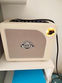 amplificatore chitarra mooer Hornet white 15w 