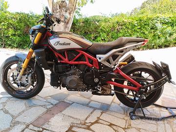 Indian FTR 1200 R Carbon Limited Edition