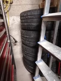 2 Pneumatici estivi 245 45 20 gomme 103Y usate a