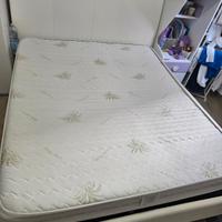 Letto matrimoniale con contenitore e materasso 