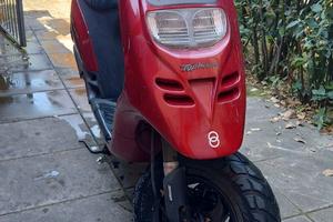 Piaggio Gilera Typhoon 50cc Rosso – Ottime cond