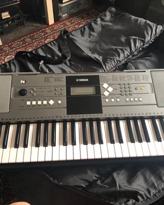 Yamaha YPT330