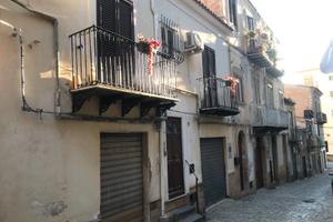 Immobile con nr. 3 mini-appartamenti