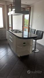 Appartamento lussuoso primo piano