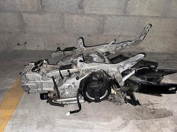 motore Yamaha Tmax 560