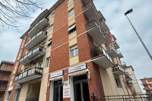 Tanti mq in zona santa croce