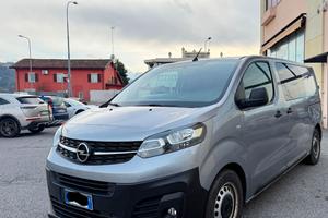 Opel Vivaro 2.0 6 posti