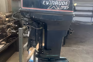 Fuoribordo Evinrude 737