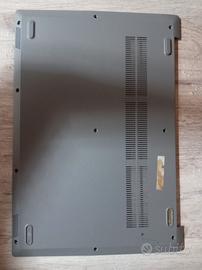Lenovo ideapad 3 rear parte sotto