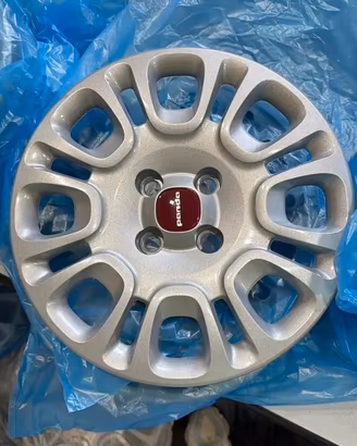 COPRICERCHI FIAT PANDA/PANDINA 14 NUOVI/ORIGINALI