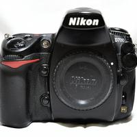 Nikon D700+battery pack